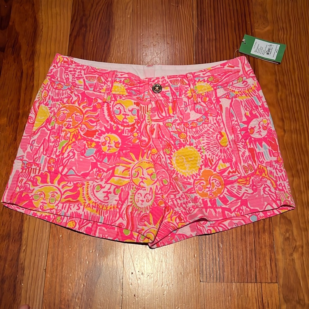NWT LILLY PULITZER CALLAHAN SHORT IN MORE KINIS IN THE KEYS SIZE 4